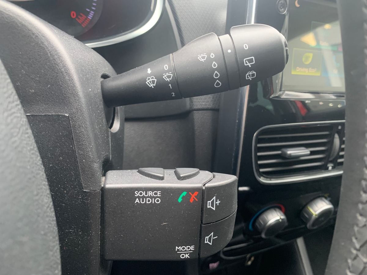 RENAULT Clio IV 90 ch | LIMITED | Phase 2 | GPS | Régulateur de vitesse