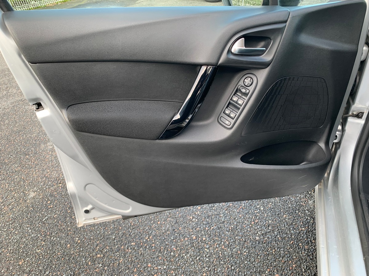 Citroën C3 100 ch | Régulateur de vitesse | Climatisation | Confort | Pack Urbain