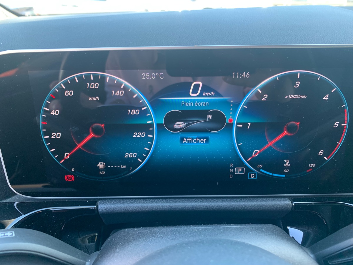 Mercedes-Benz Classe B 150 chevaux | Progressive Line | Siéges chauffants | Caméra recul | Attelage