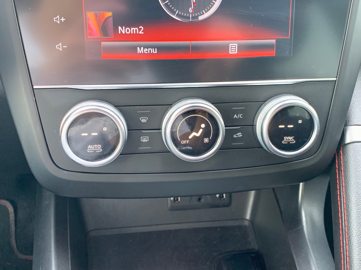 RENAULT Kadjar 160 ch | Black Edition | Caméra de Recul | Avertisseur Angles Mort | Apple Car Play