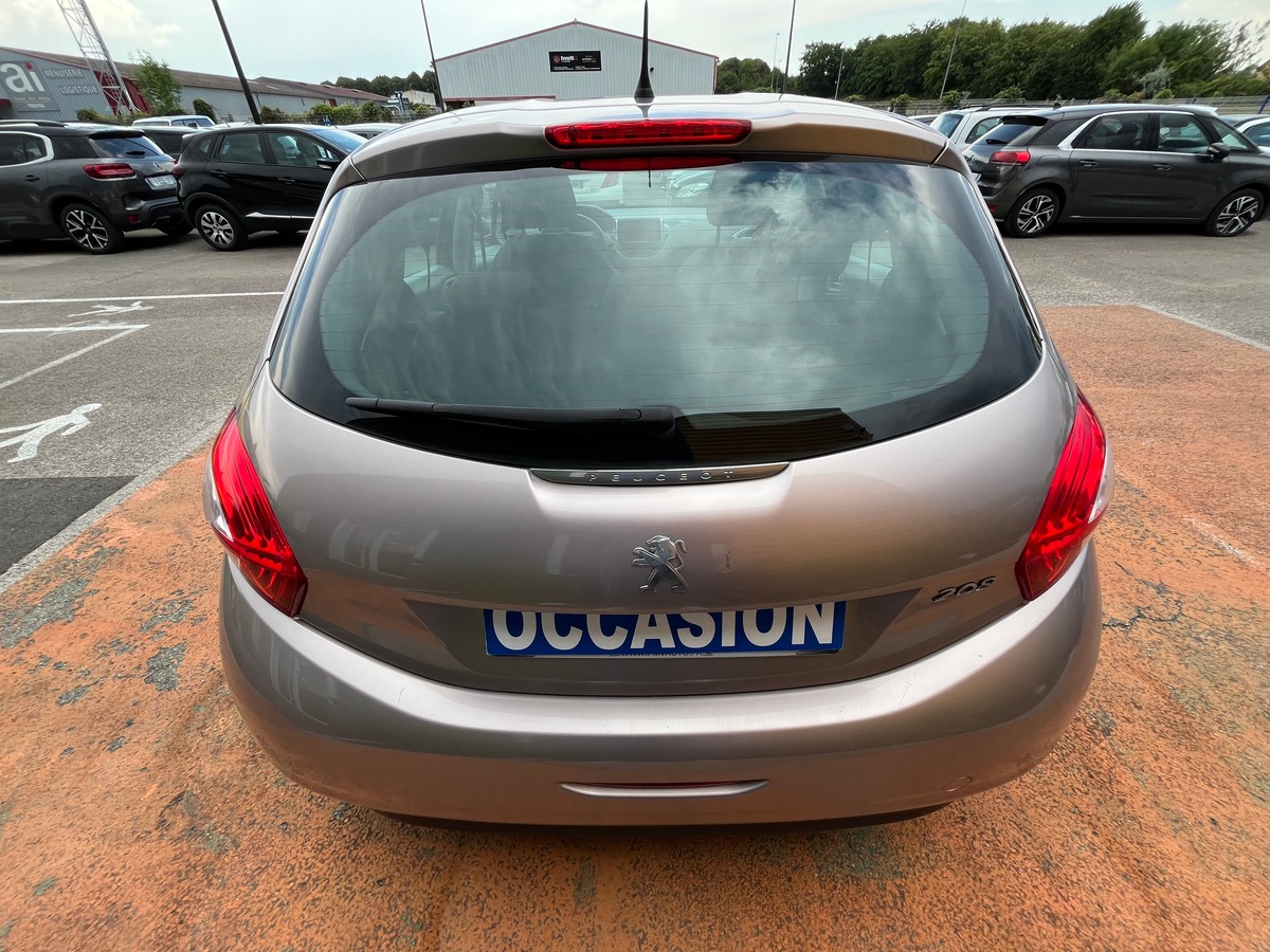 Peugeot 208 5 Portes 1.2 VTi 82 ch