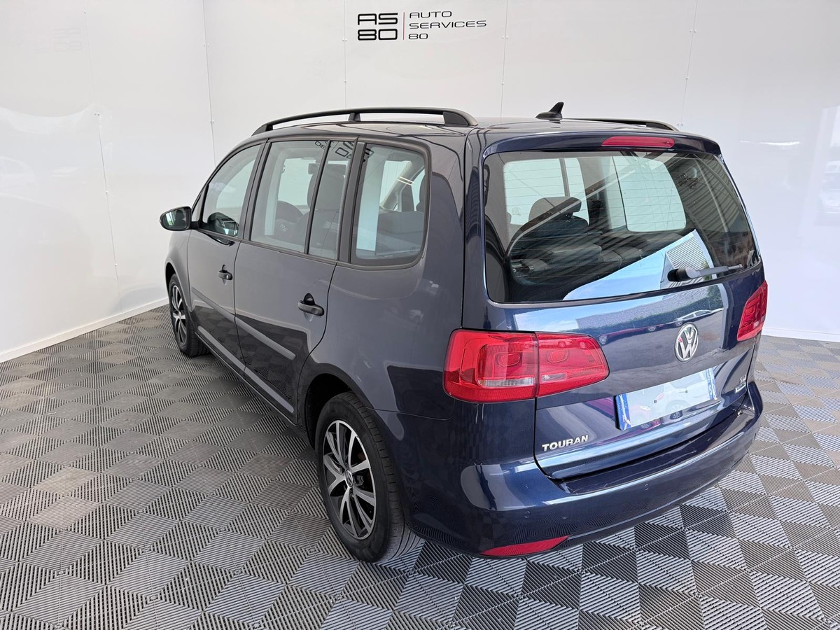 Volkswagen Touran 1.6 TDI 105  TRENDLINE 7 PLACES  PREMIERE MAIN