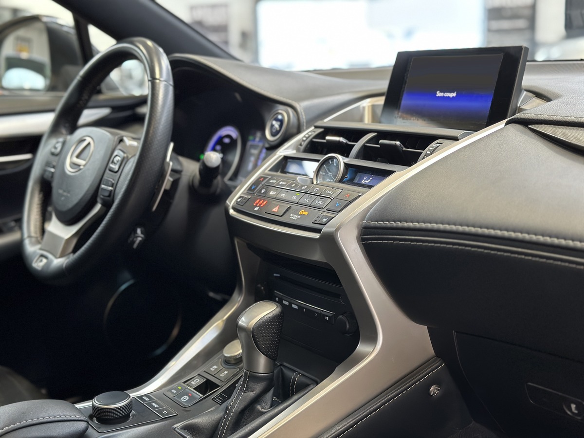Lexus NX 300h 2.5 197 cv F SPORT Hybrid 4WD E-CVT 155 ch