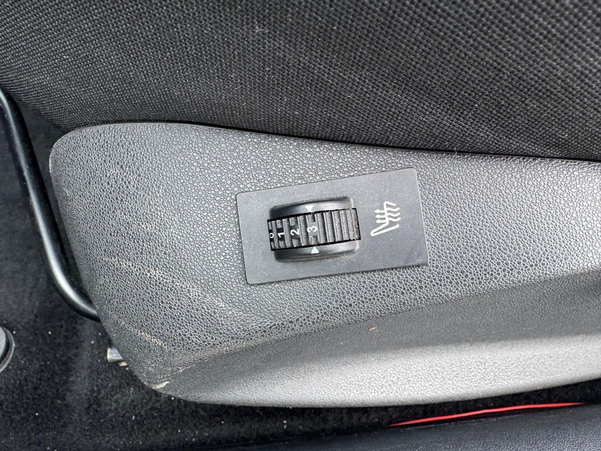 Peugeot 208 1.6 e-HDi 115cv Allure - Garantie