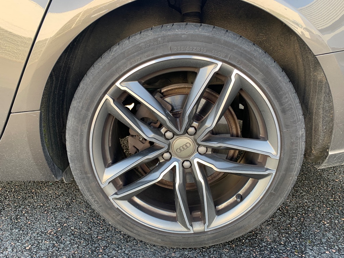 Audi A6 Avant 204 ch | V6 | Radar de stationnement avant arriére | Régulateur vitesse | GPS | Cuir