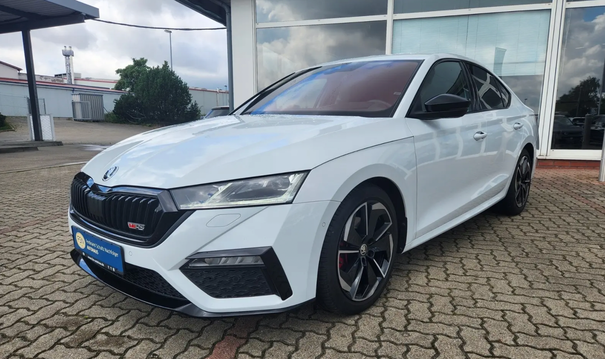 Skoda Octavia Berline 2.0 TDI 200ch RS 4x4 DSG7