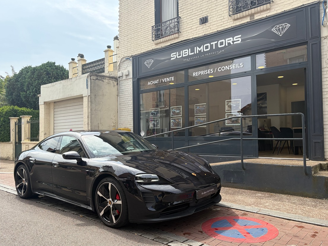 Porsche TAYCAN GTS