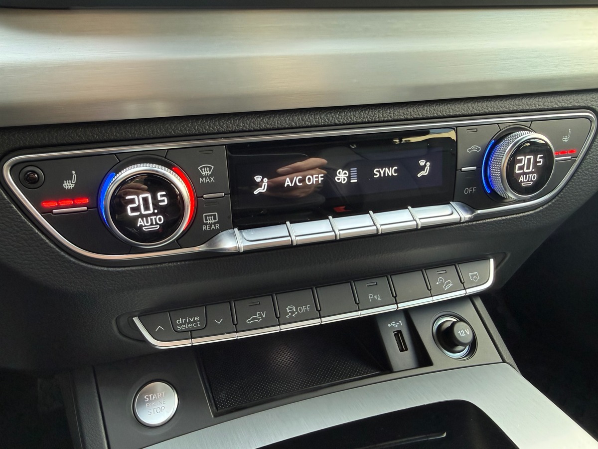 Audi Q5 Sportback 55 TFSI QUATTRO S.LINE 367 CH / 45760 KMS