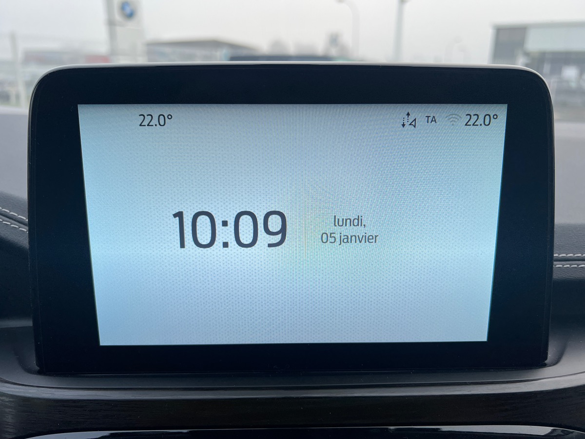 Ford KUGA PHEV 225 ch | VIGNALE | Toit Panoramique | Attelage | Roue secours | Pack Technologique