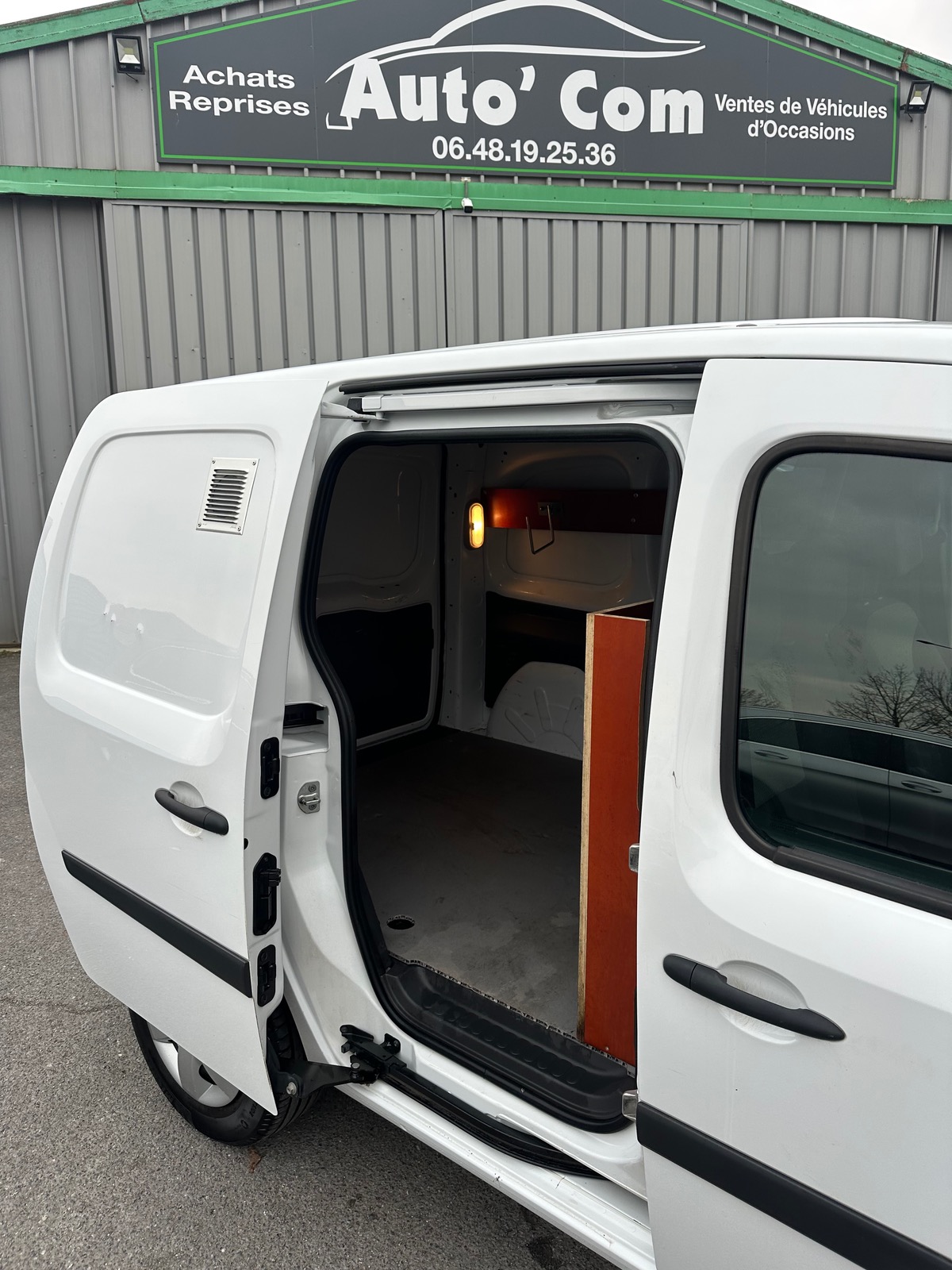 RENAULT Kangoo 1.5 BDCI 95CH EXTRA RLINK 3PLACES / PRIX HORS TAXE