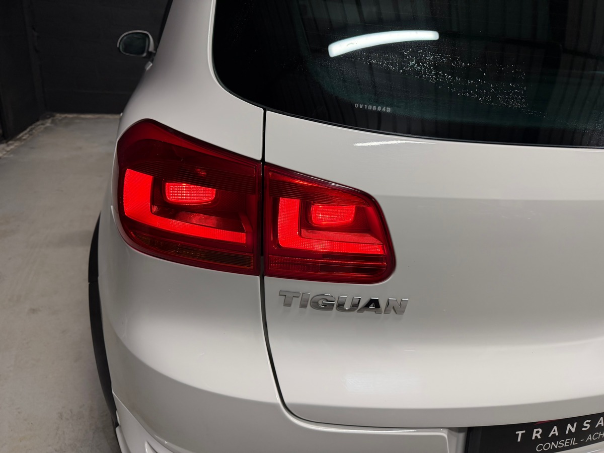 Volkswagen Tiguan 2.0 TDI R LINE TOIT PANORAMIQUE OUVRANT / CAMERA DE RECUL
