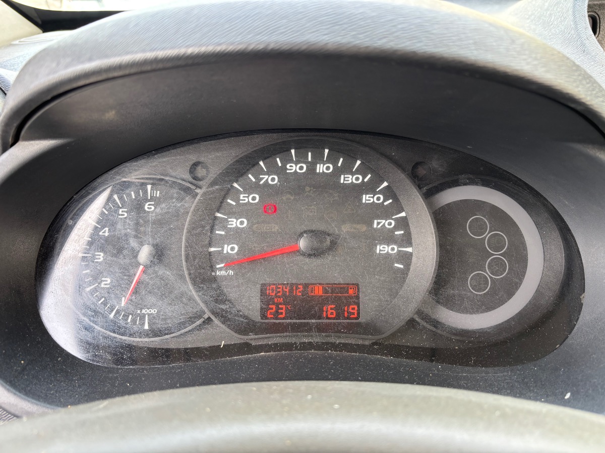 RENAULT Kangoo II Express phase 1 BVM5 / Trappe de toit