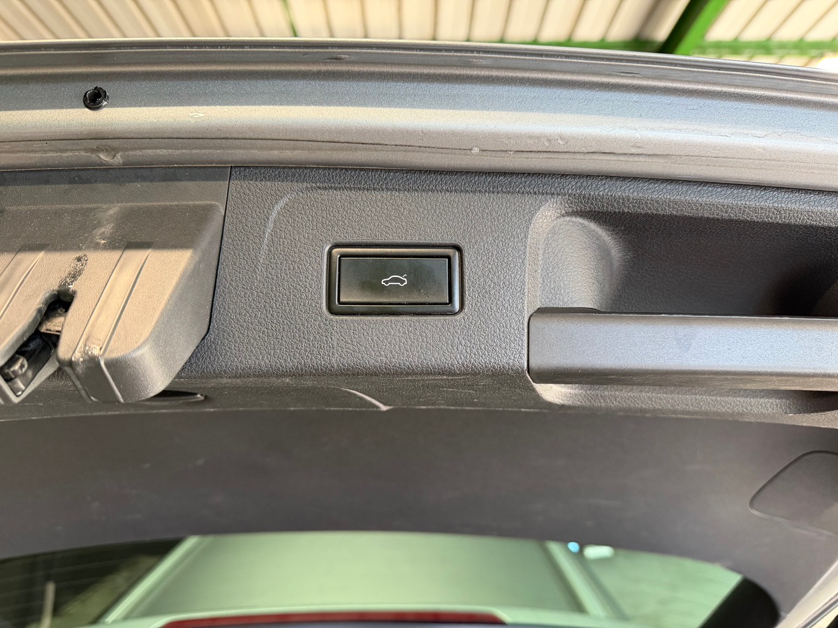 Volkswagen Passat SW Carat 2.0 tdi 150ch DSG Kit Distribution Ok