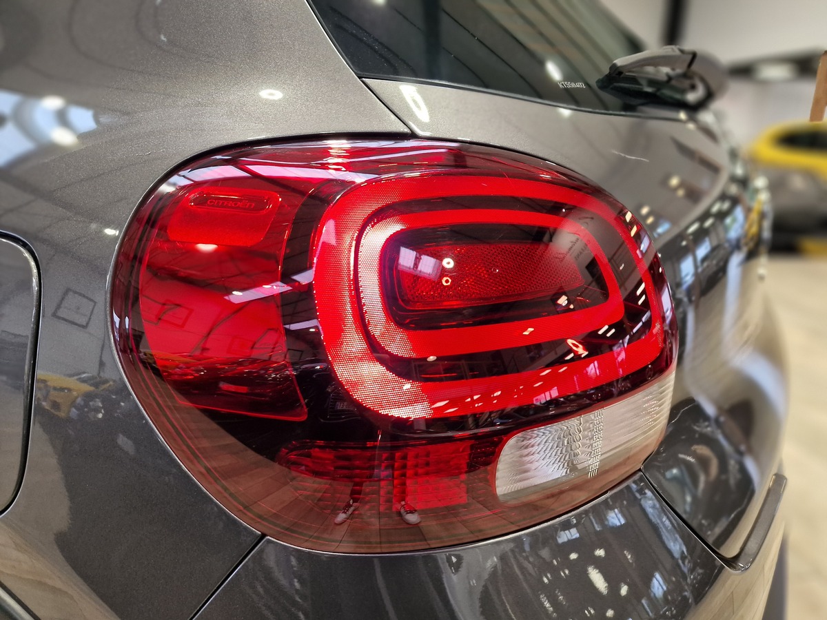 Citroën C3 III 1.5 BLUEHDI 102CH FINITION GRAPHIC B