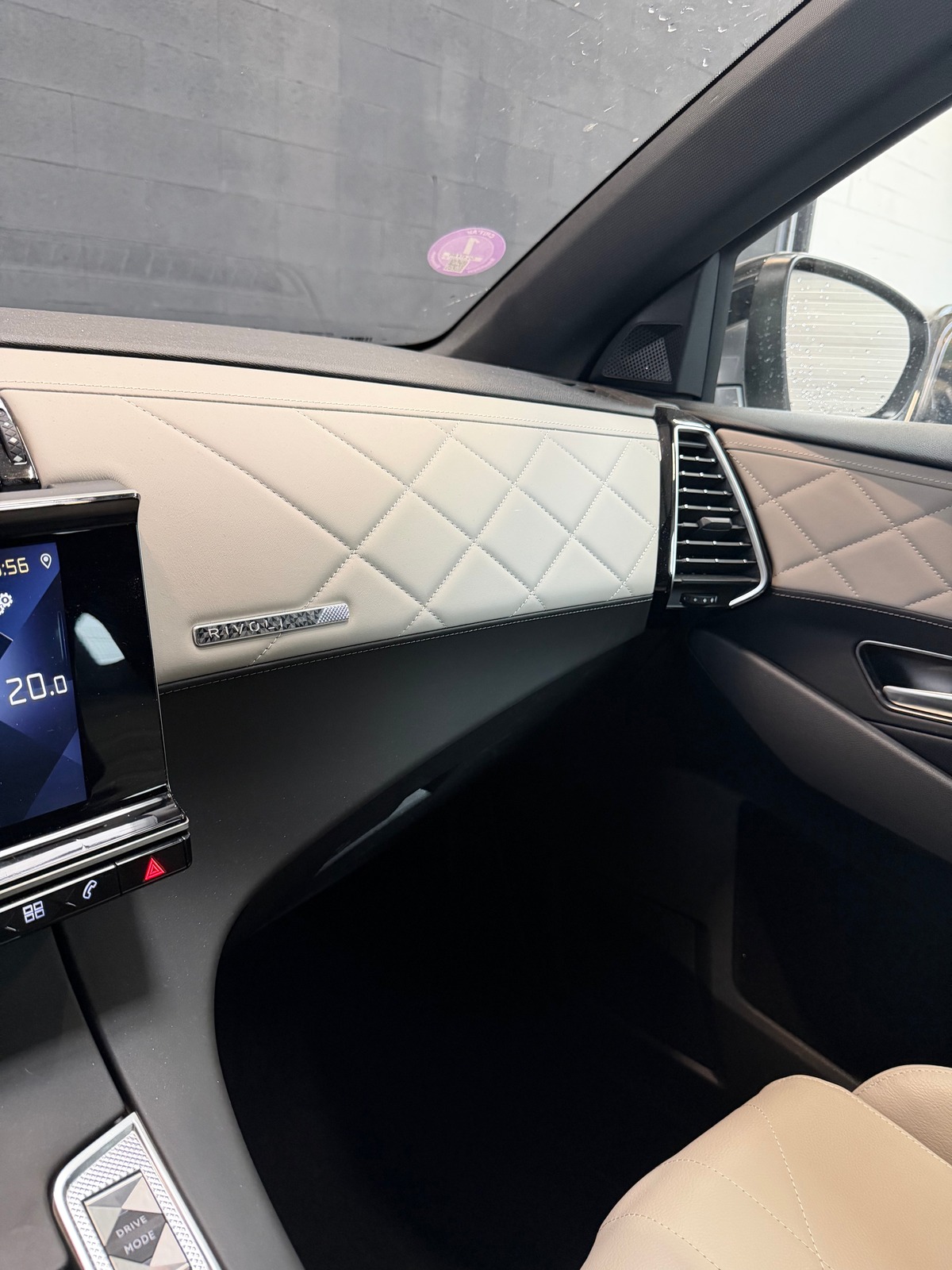 DS DS 7 1.6 180ch EAT8 FINITION RIVOLI