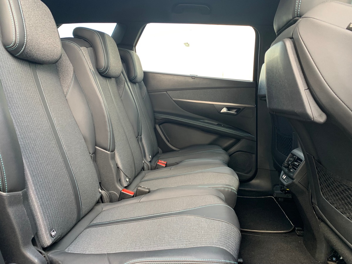 Peugeot 5008 130 ch | 7 Places | Allure Pack | Apple Car Play et Android Auto | Caméra de recul