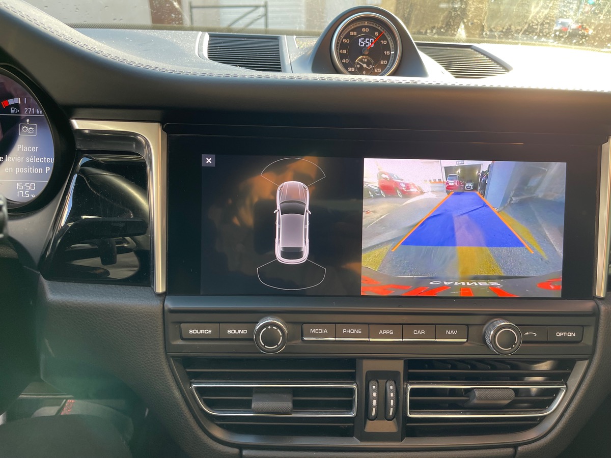 Porsche Macan 2.0 245 CV AWD / Pack Chrono / Toit Ouvrant / Pack Black /Echappement Sport/Jantes 911