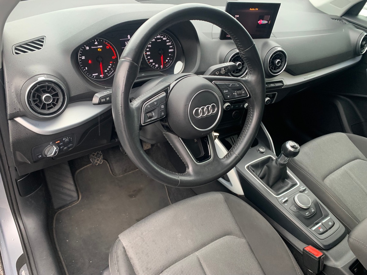 Audi Q2 115 ch | Sport | Toit ouvrant | Régulateur vitesse | Radar | Bluetooth | Coffre électrique