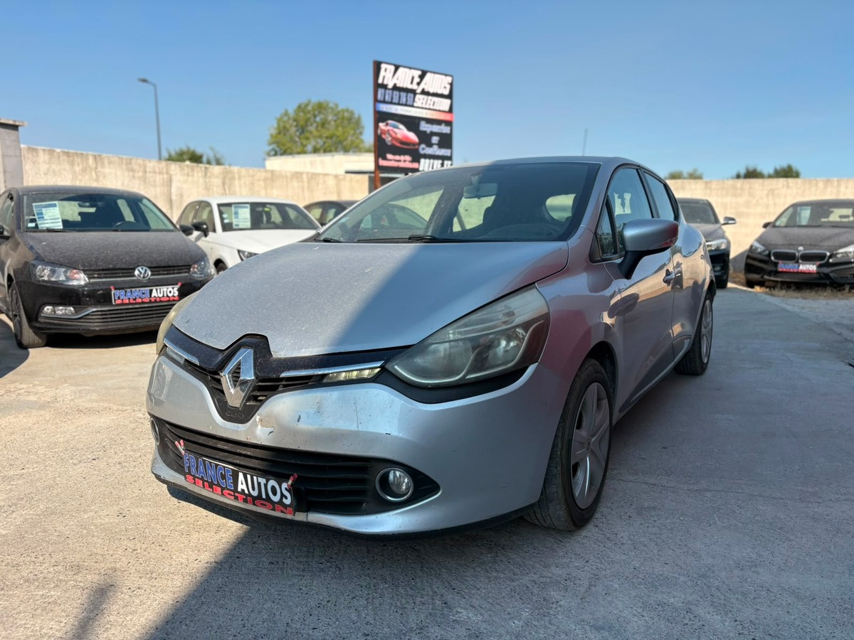 RENAULT Clio IV