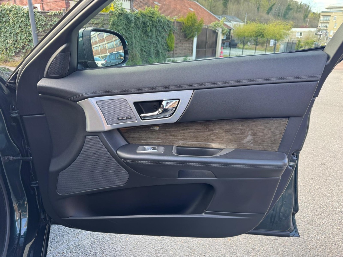 Jaguar XF 2.2D 200CV SPORTBRAKE LUXE - Garantie