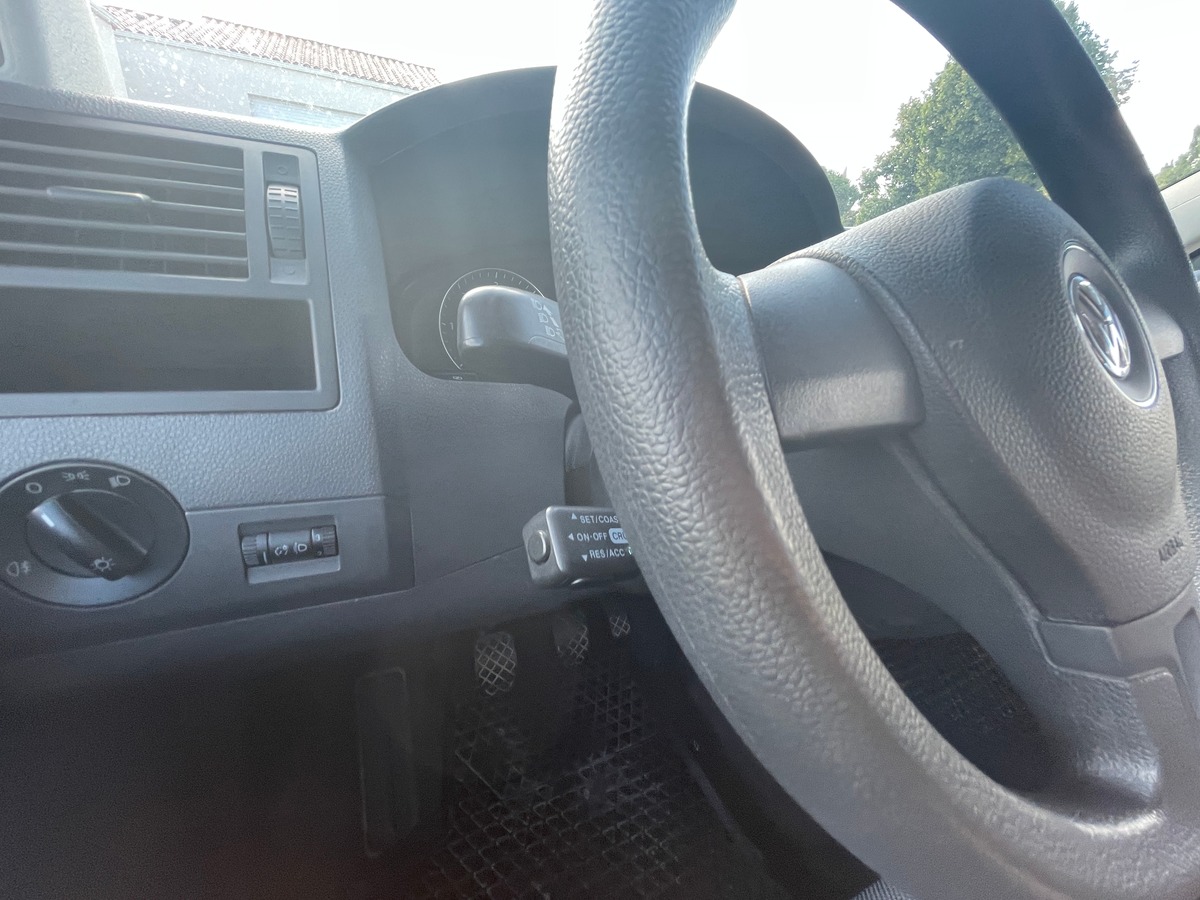 Volkswagen Multivan Multivan STARLINE 2.0 TDI 140 Court 7 places avec équipement caravaning