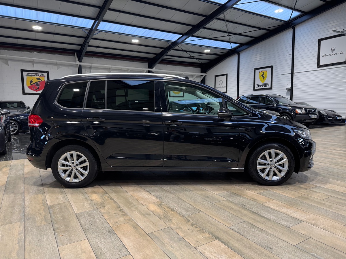 Volkswagen Touran 2.0 TDI 150CV DSG6 BLUEMOTION TOIT PANO/ATTELAGE ÉLECTRIQUE/ 5PL F