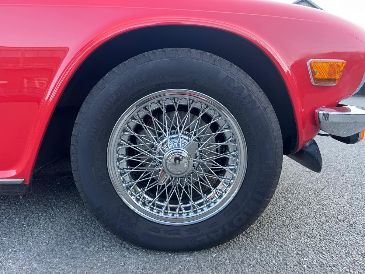 Triumph TR 6 Overdrive cabriolet 1976 - conduite à gauche
