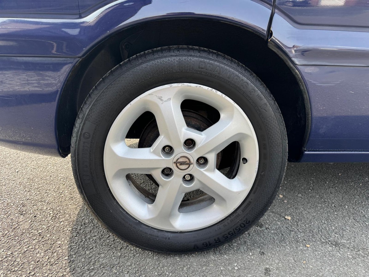 Opel Zafira 1.6 100- 7 places - Disneyland-Garantie