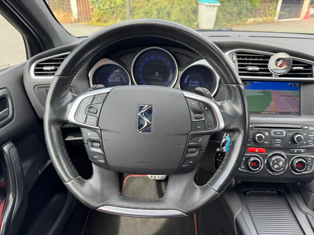 Citroën DS4 1.6 e-HDi BMP6 S&S 112cv - garantie - Boite automatique