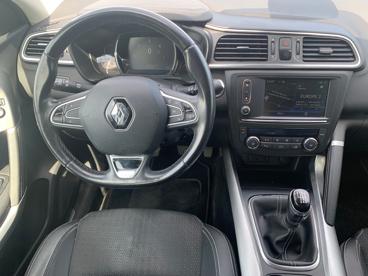 RENAULT Kadjar 130 | Intens | Caméra recul | Régulateur vitesse | Attelage amovible | Roue secours
