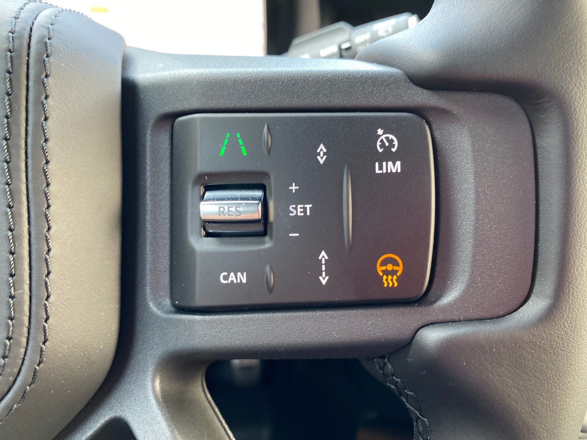 LAND ROVER DEFENDER 110 P400E HSE COUPE DU MONDE / 18850 KMS