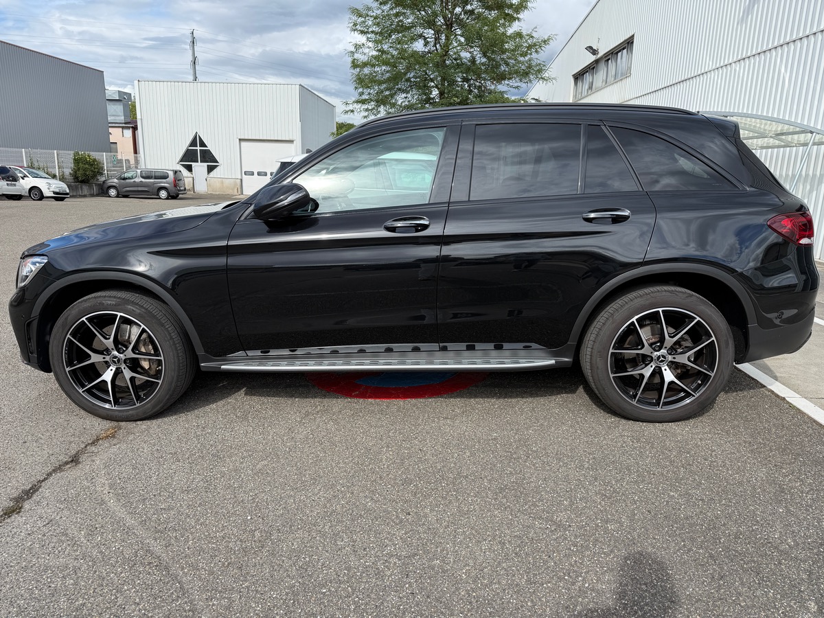 Mercedes-Benz Class GLC 300de AMG line 2.0 4MATIC 9G-TRONIC, Suivi COMPLET MERCEDES, Attelage élect