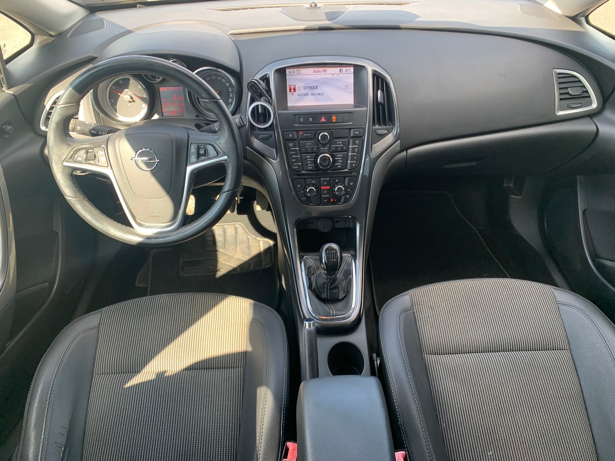 Opel OPEL ASTRA 110 chevaux | Caméra de recul | Régulateur de vitesse | GPS | Climatisation | Barres toit