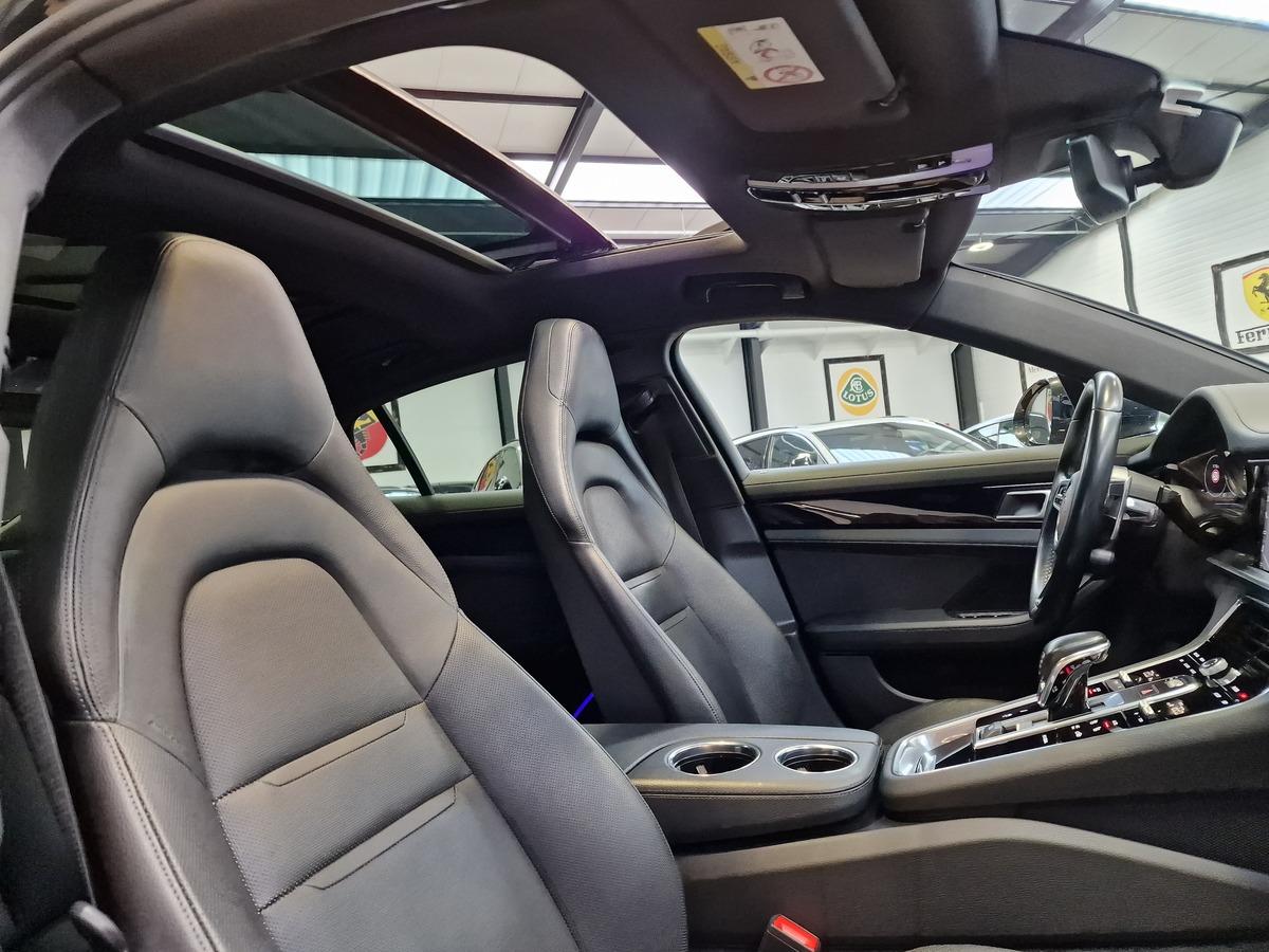 Porsche Panamera 2.9 L 462 cv FULL OPTIONS 