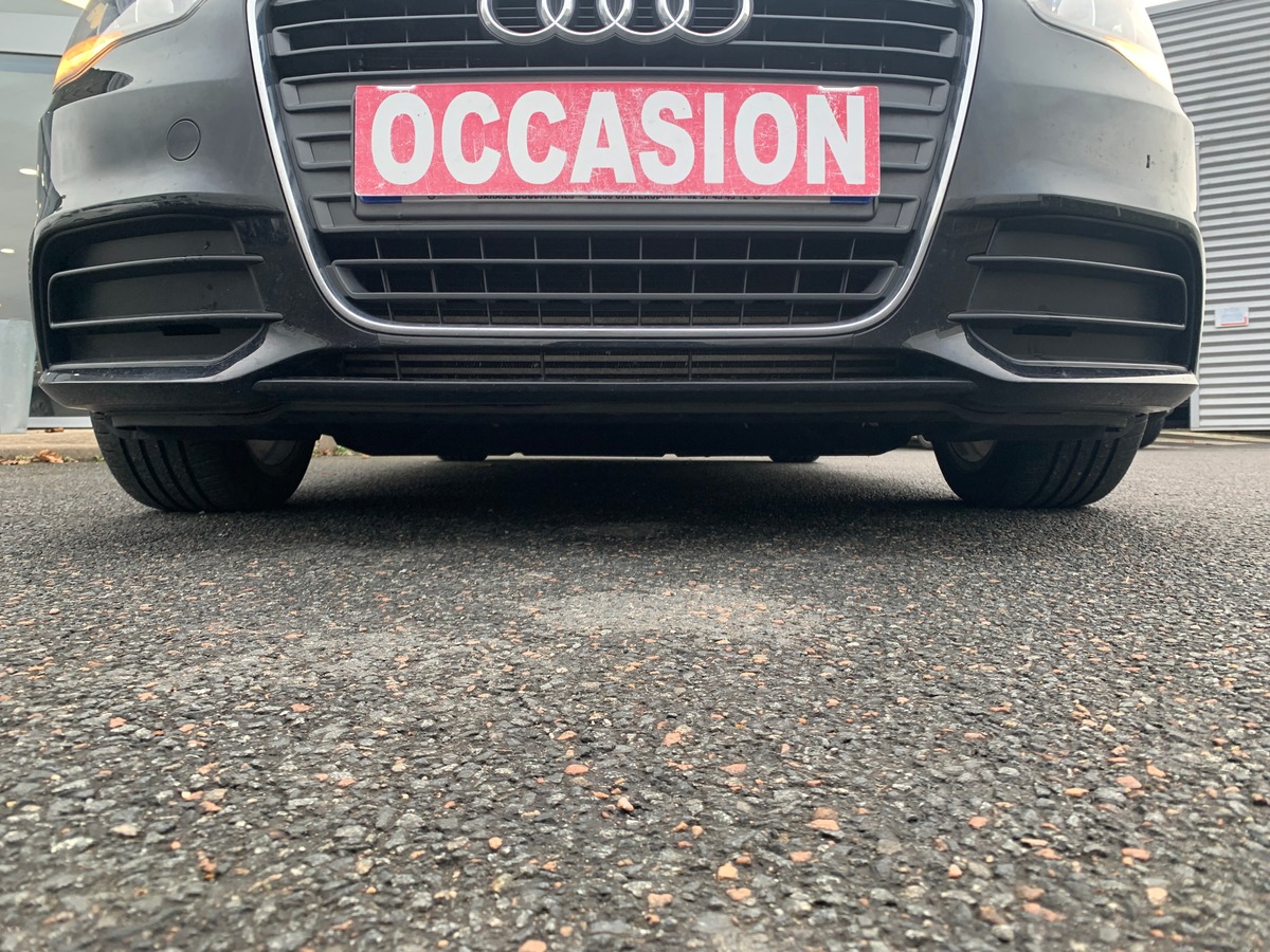 Audi A1 105 ch | Attraction | Climatisation | Radio cd | Jantes alu 16''| Volant cuir | Radar recul