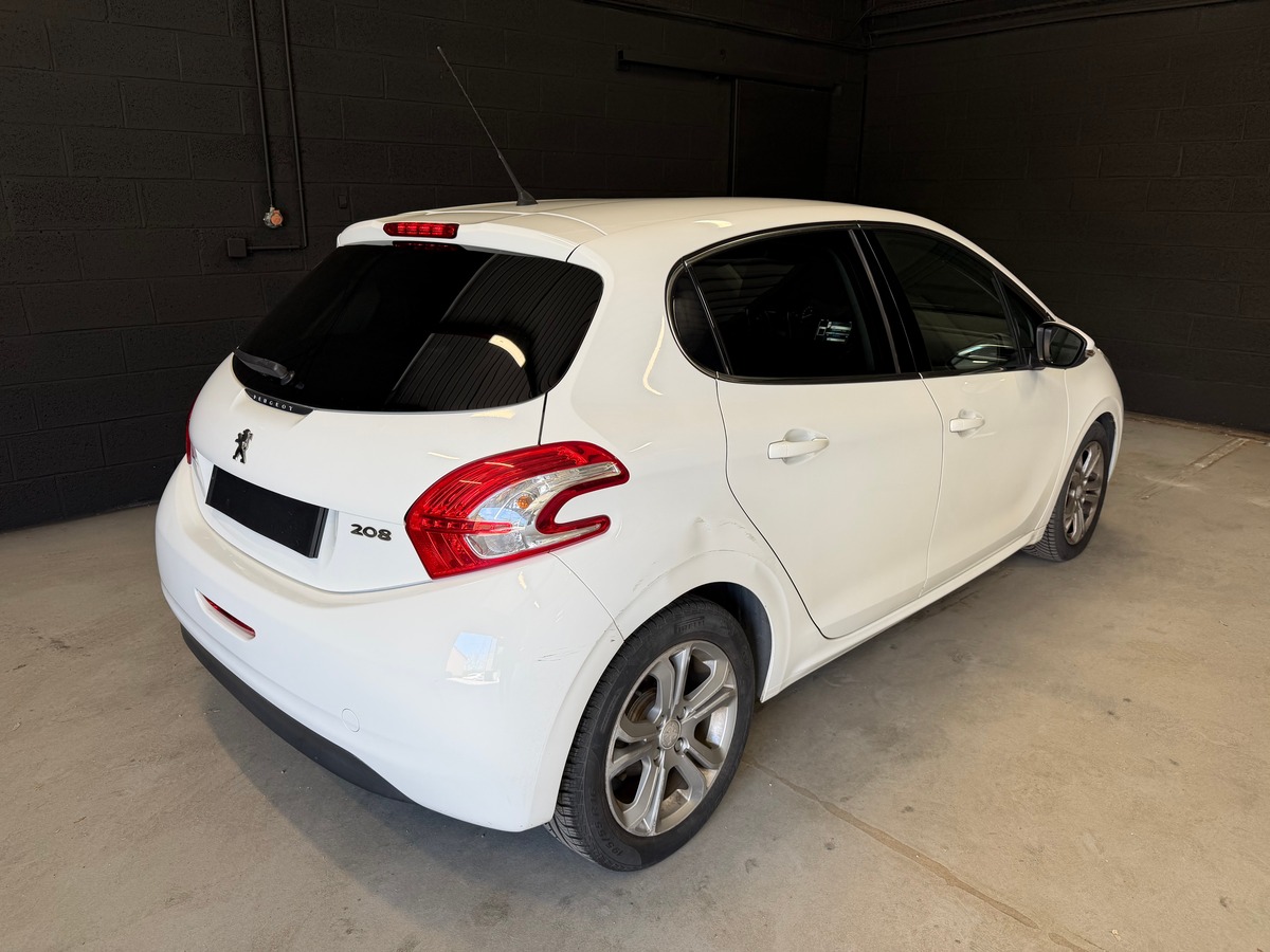 Peugeot 208 1.6 vti Boite Automatique / Moteur à chaîne