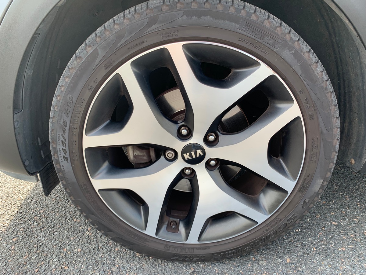 Kia Sportage 115 ch | GT Line | Toit ouvrant panoramique | Caméra de recul | Régulateur de vitesse
