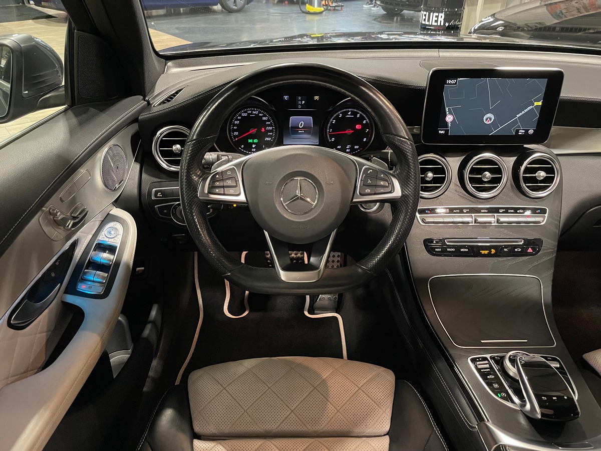 Mercedes-Benz Class GLC 300 Designo 245 4Matic BVA9 Full f