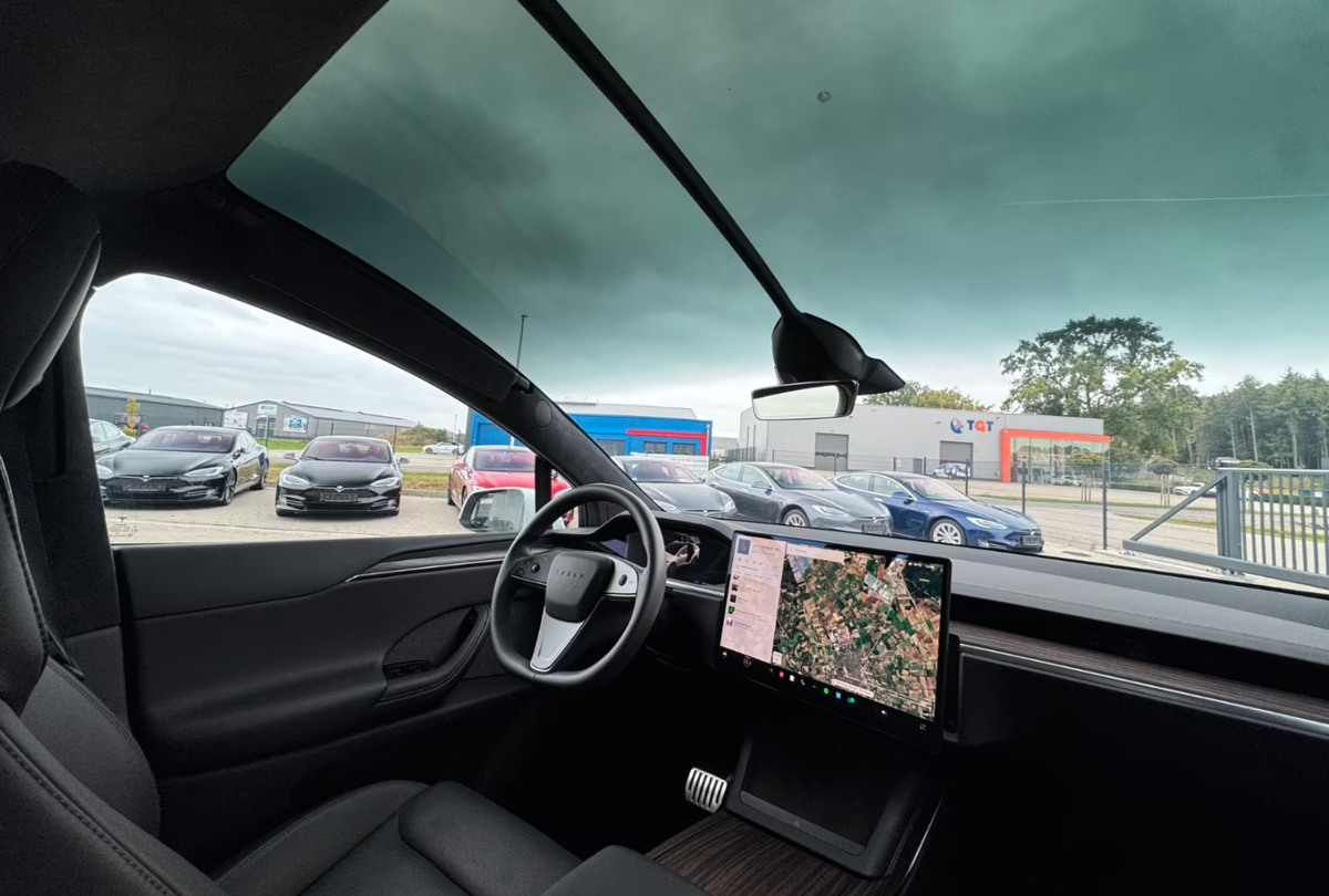 Tesla Model X Dual Motor Palladium/7 places/Pilote Automatique Amélioré/Attelage/TVA