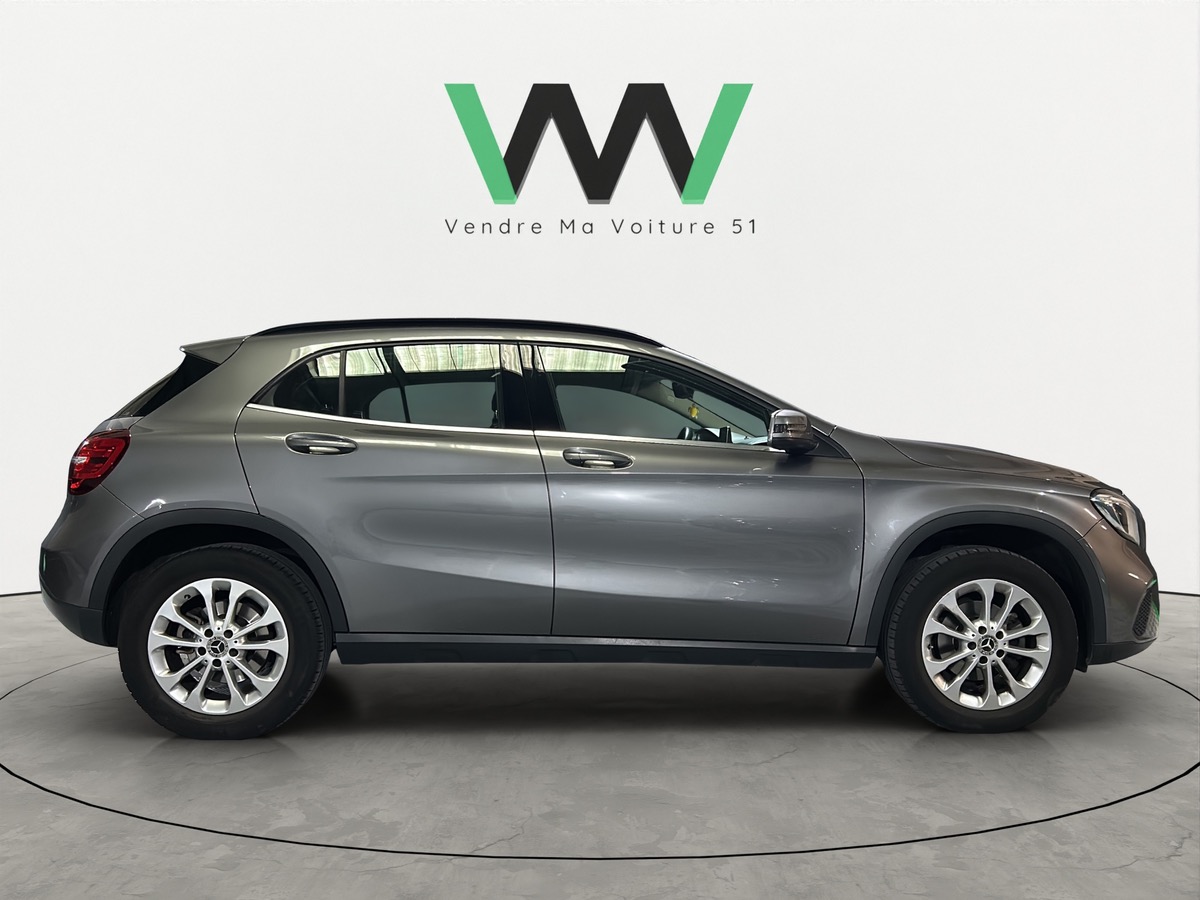 Mercedes Benz GLA 180