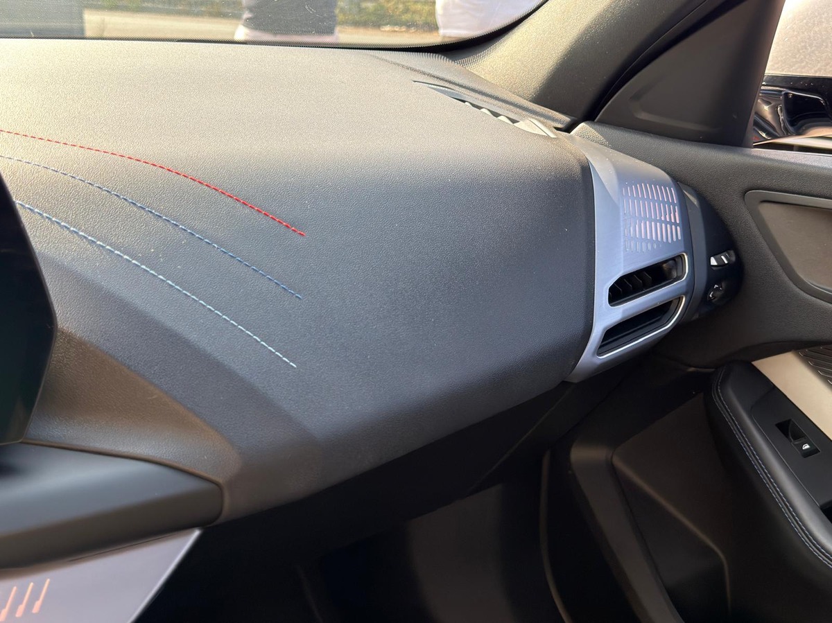 Bmw Série 1 120 iA Msport / Toit panoramique / Attelage / CarPlay / Caméra de recul