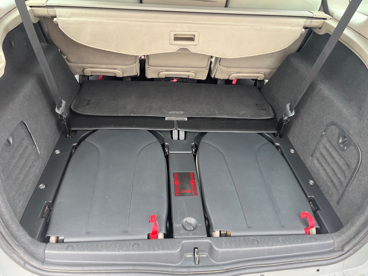 RENAULT Grand Scenic 1.5 dci 7 PLACES 