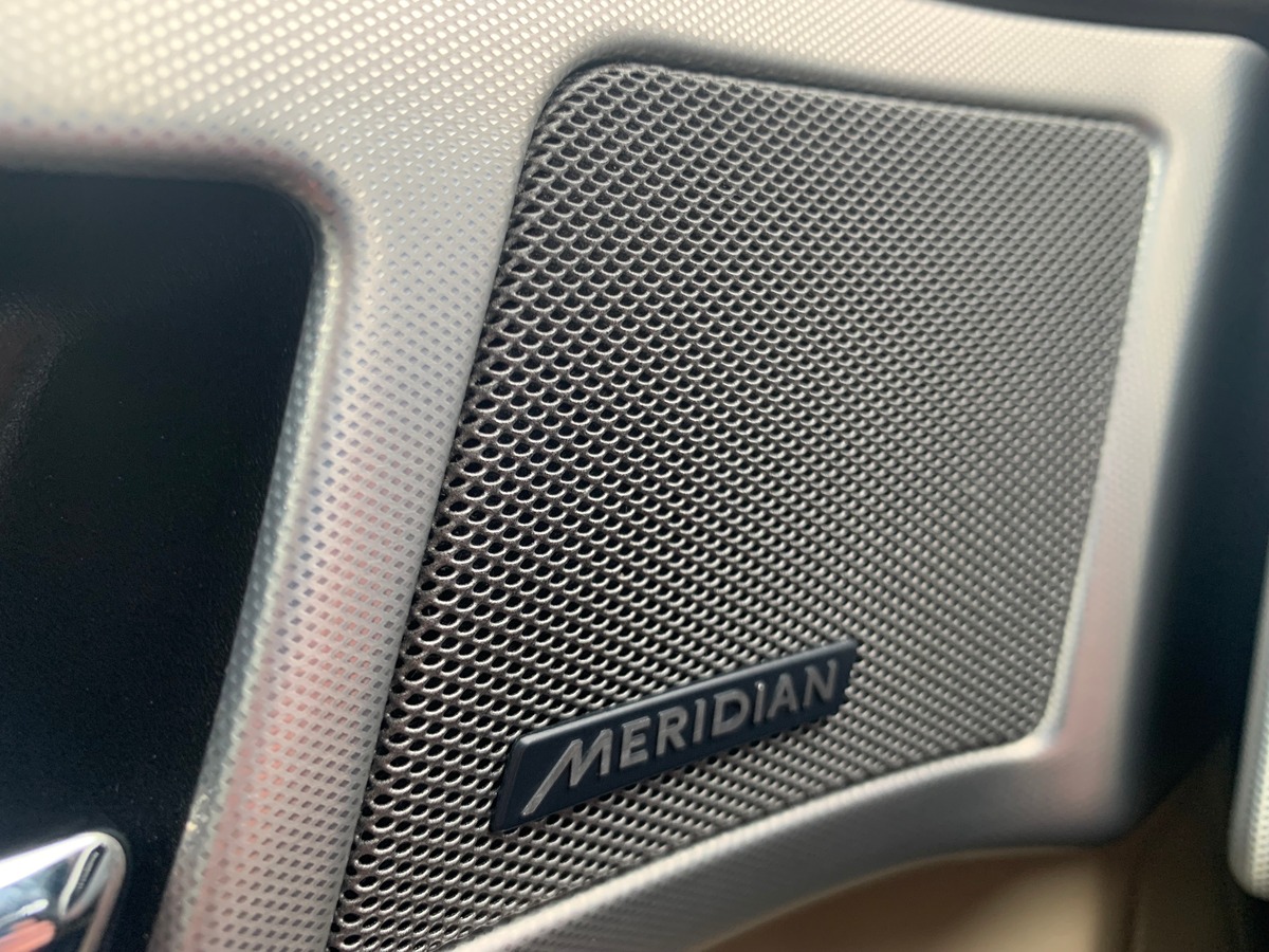 Jaguar XF 240 ch | V6 | R-Sport | Caméra recul | Sièges sport | Régulateur vitesse | GPS | Bluetooth