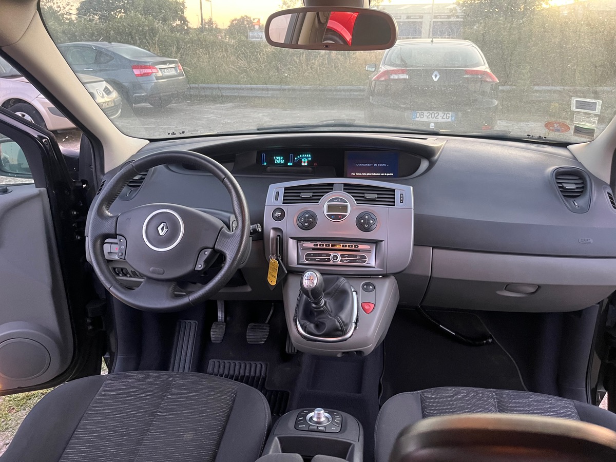 RENAULT Scenic 1.9 dci