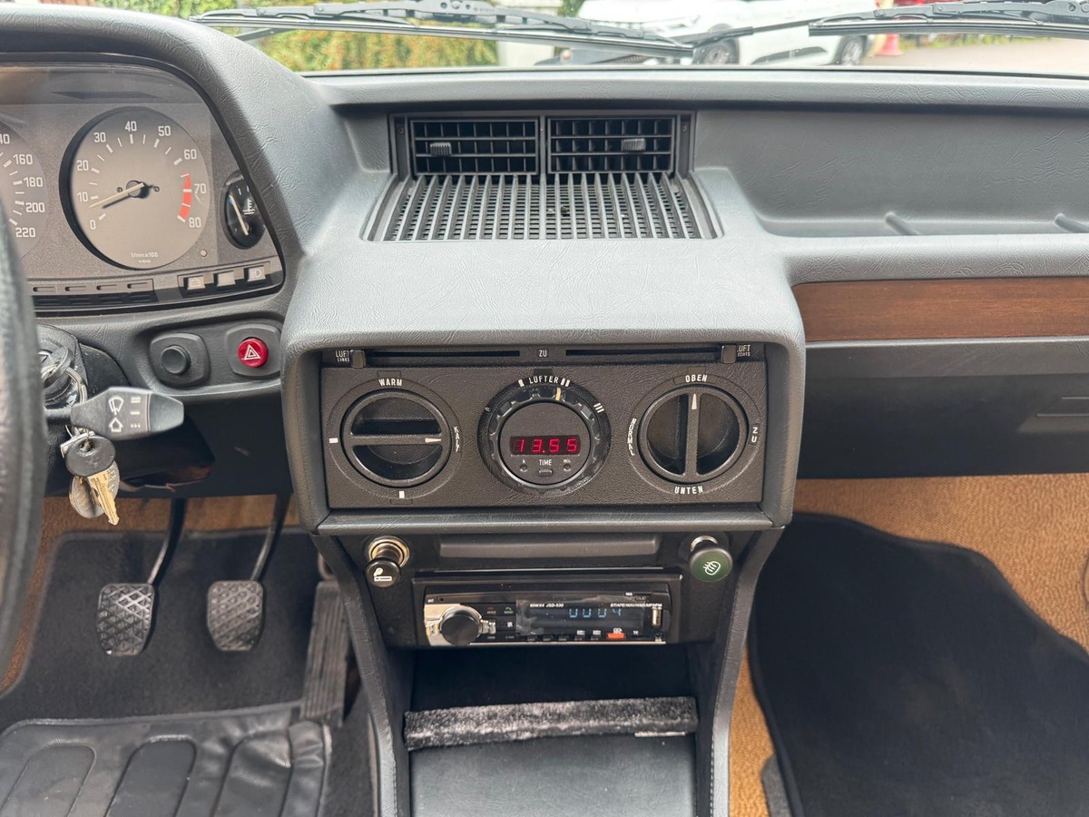 Bmw 525 E12 150CV Française - Boite manuelle