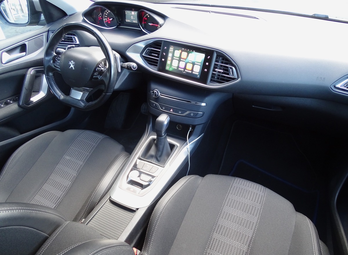 Peugeot 308 SW GENERATION-II SW 130 Ch ALLURE EAT BVA ( DISTRIBUTION OK / CARPLAY )