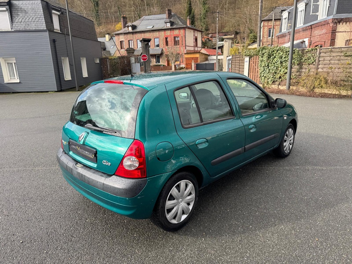 RENAULT Clio II 1.4  98CV Dynamique boite automatique - Garantie
