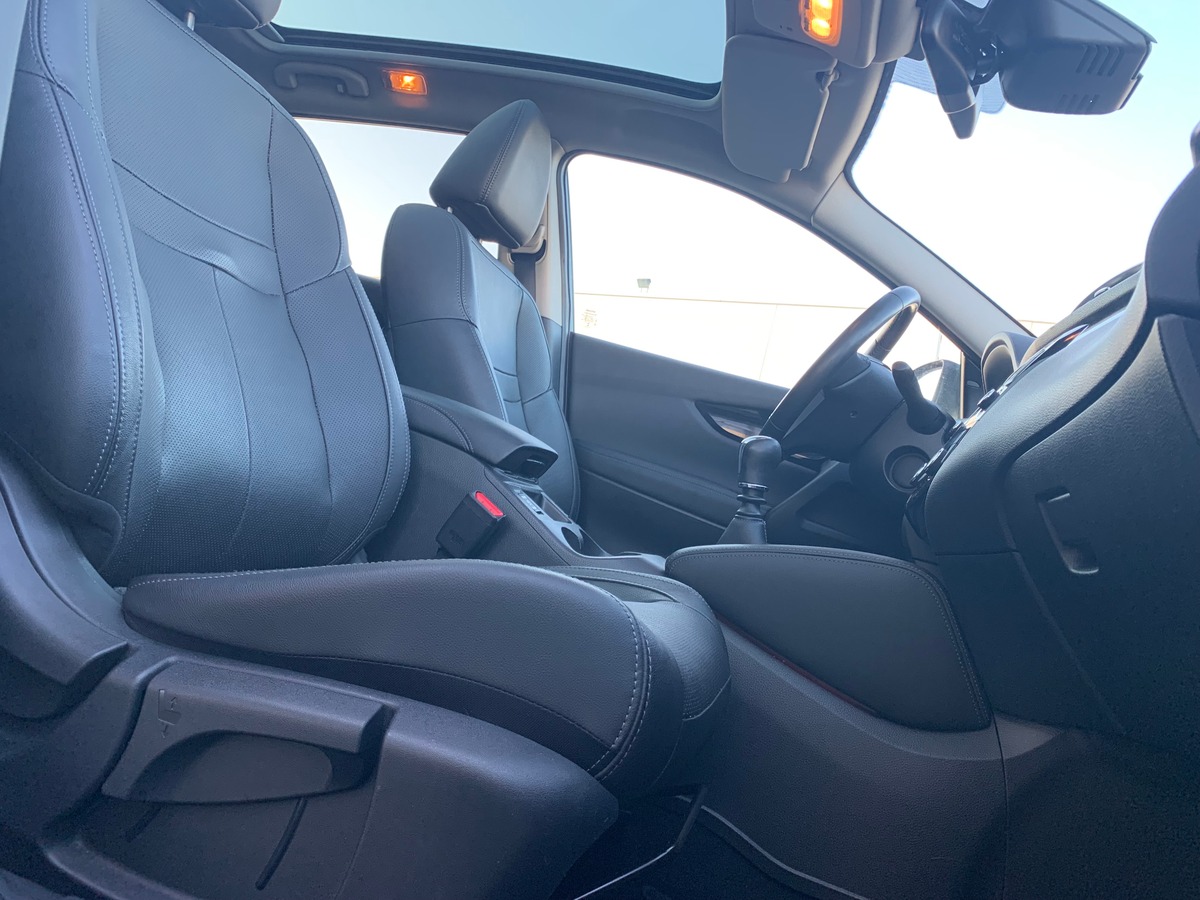 Nissan Qashqai 130 ch | Black edition | Caméra vue panoramique 360° | Toit panoramique | Jantes Alu