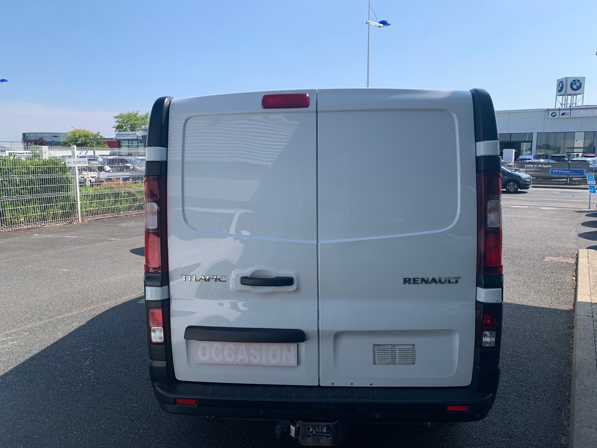 RENAULT Trafic 145 ch | L2 H1 | 3 Places | Régulateur vitesse | GPS | Radar stationnement arrière