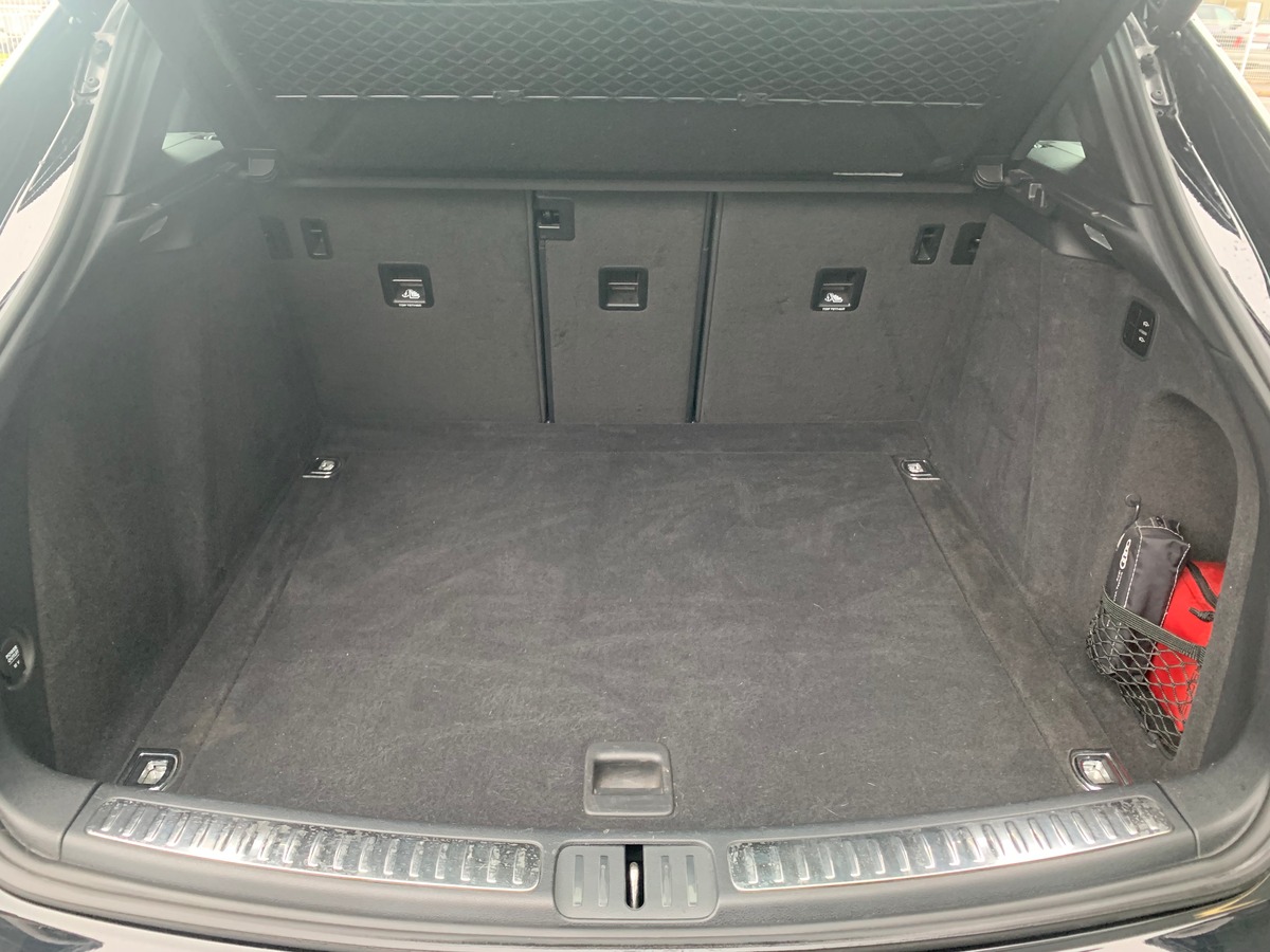 Porsche Macan 354 ch | S | Intérieur cuir | Toit ouvrant panoramique | GPS | Apple car play | Caméra